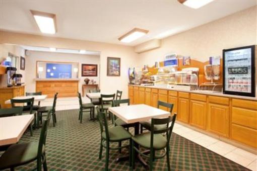 фото отеля Holiday Inn Express Ottawa