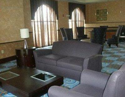 фото отеля Comfort Suites Smyrna