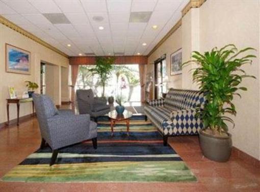 фото отеля Comfort Inn by the Bay