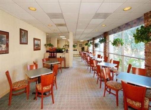 фото отеля Comfort Inn by the Bay