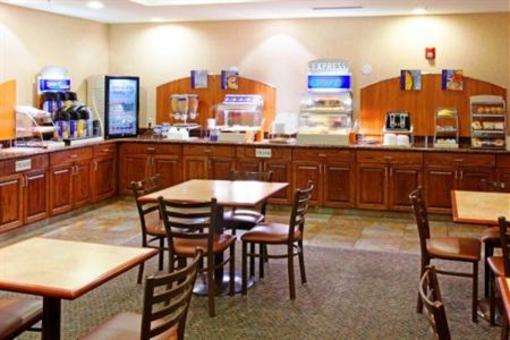 фото отеля Holiday Inn Express Hotel & Suites Tooele