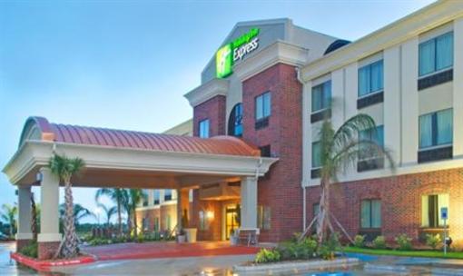 фото отеля Holiday Inn Express Hotel & Suites Winnie