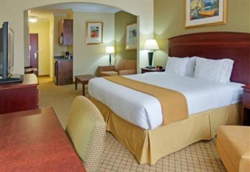 фото отеля Holiday Inn Express Hotel & Suites Winnie
