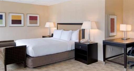 фото отеля Hilton Hasbrouck Heights