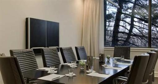 фото отеля Hilton Hasbrouck Heights