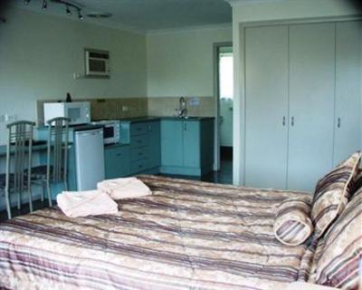 фото отеля City Central Apartments Warrnambool