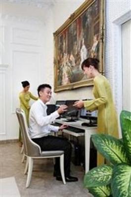 фото отеля A & EM Hotel 132 Ly Tu Trong