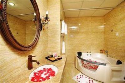 фото отеля A & EM Hotel 132 Ly Tu Trong
