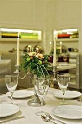 фото отеля A & EM Hotel 132 Ly Tu Trong