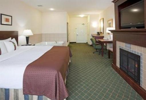 фото отеля Holiday Inn Conference Center Marshfield