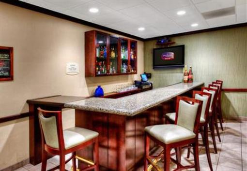 фото отеля SpringHill Suites Milford