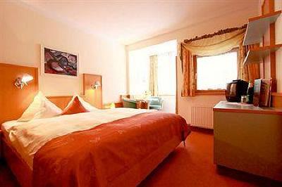фото отеля Vier Jahreszeiten Hotel Sankt Leonhard in Pitztal