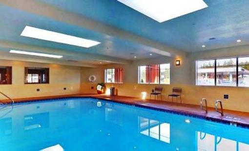 фото отеля BEST WESTERN Plus Snowcap Lodge