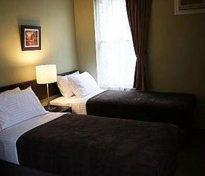 фото отеля Airport Inn Brisbane