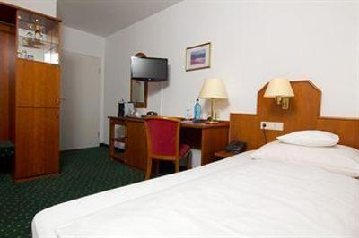 фото отеля Hotel Engelhorn