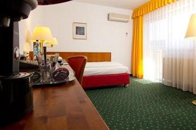 фото отеля Hotel Engelhorn