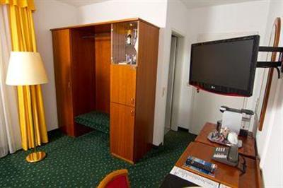 фото отеля Hotel Engelhorn