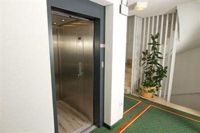 фото отеля Hotel Engelhorn