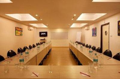 фото отеля Red Fox Hotel East Delhi