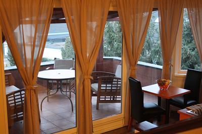 фото отеля Sebestyén Apartmanház-Motel