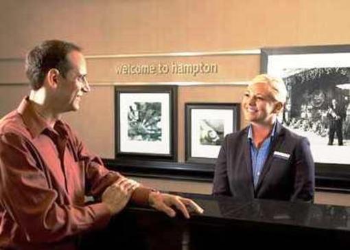 фото отеля Hampton Inn & Suites Denver South-RidgeGate