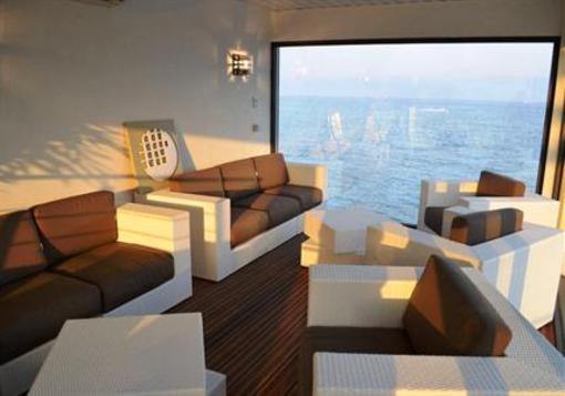 фото отеля Villa Azur Villeneuve-Loubet