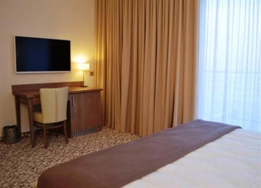 фото отеля Villa Azur Villeneuve-Loubet