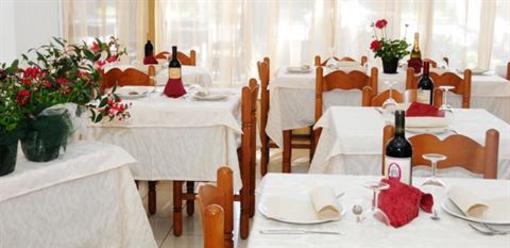 фото отеля Hotel Madonna del Pino Cervia