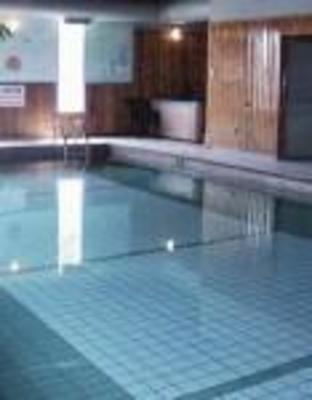 фото отеля Claymore Inn and Suites