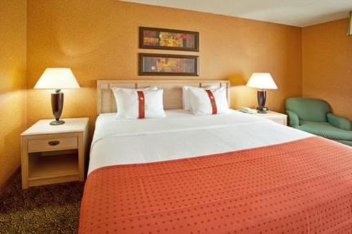 фото отеля Holiday Inn Bolingbrook