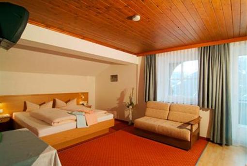 фото отеля Oswalderhof Pension Obertilliach
