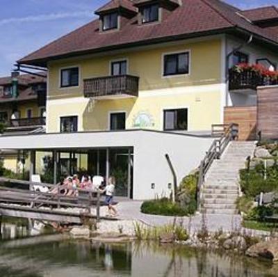 фото отеля Familiengasthof Weiss