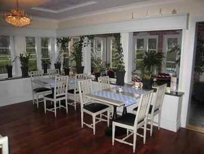 фото отеля Park Hotel Linkoping Fawlty Towers