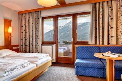 фото отеля Gletscherblick Gasthof Finkenberg