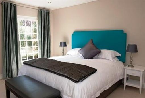 фото отеля Franschhoek Villas