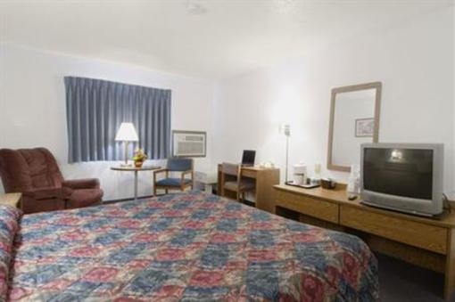 фото отеля Americas Best Value Inn Great Bend