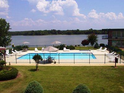фото отеля Americas Best Value Inn Riverside Pell City