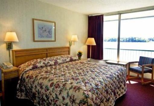 фото отеля Americas Best Value Inn Riverside Pell City