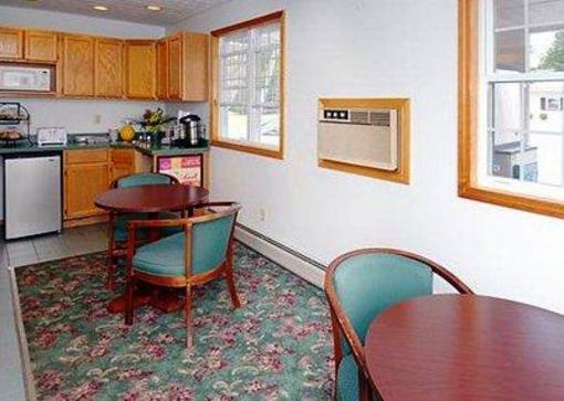 фото отеля Econo Lodge Saint Albans