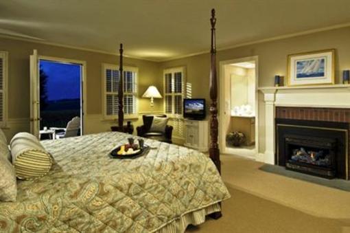 фото отеля The Chatham Wayside Inn