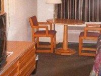 Parkway Inn