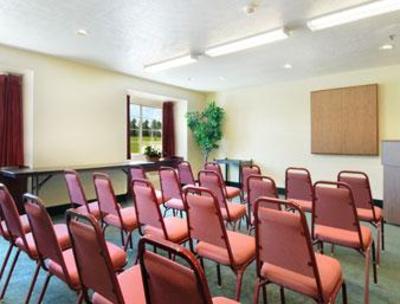 фото отеля Microtel Inn & Suites Brandon