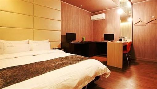 фото отеля Design Hotel IMT 1