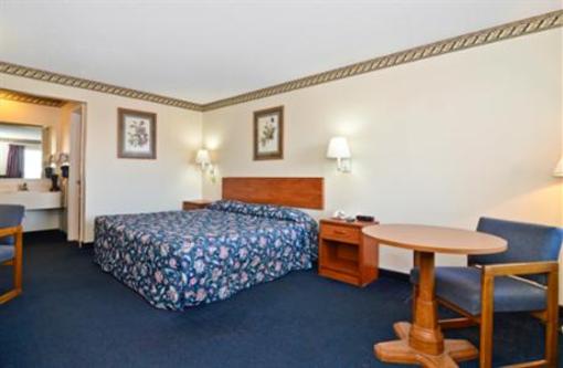 фото отеля Americas Best Value Inn Grain Valley