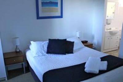 фото отеля Oceanside Hawks Nest Motel