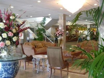 фото отеля Lincoln Plaza Hotel