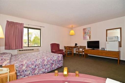 фото отеля Americas Best Value Inn New London (Wisconsin)