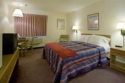 фото отеля Americas Best Value Inn New London (Wisconsin)