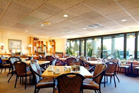 фото отеля Ramada Lethbridge