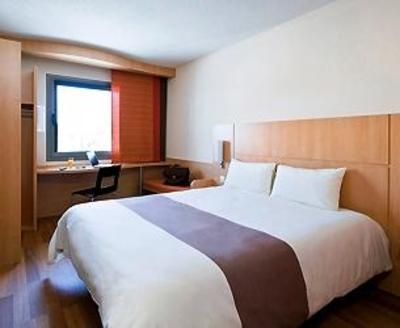 фото отеля Ibis Montargis